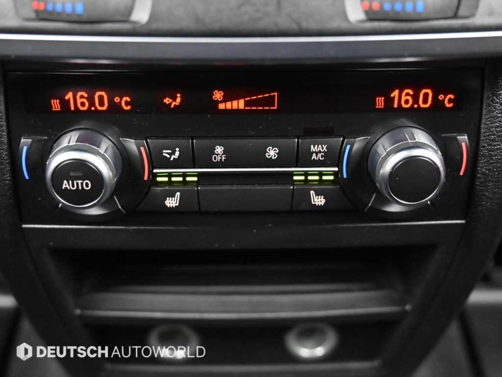 BMW X5 — photo 16