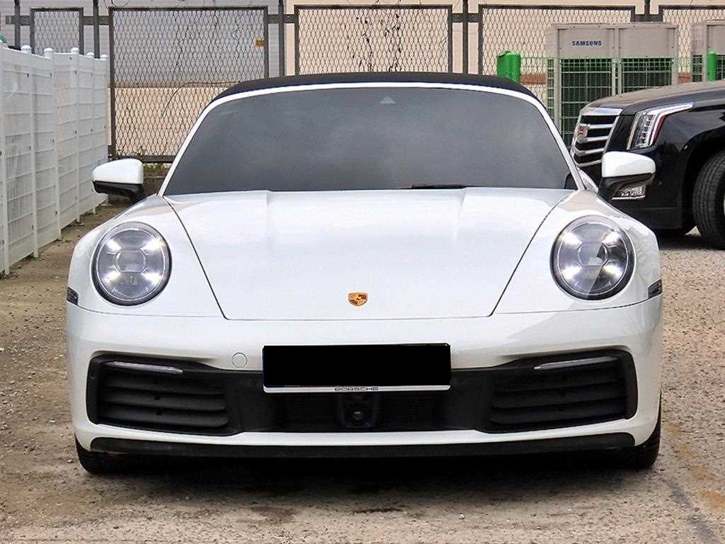 Porsche 911 — photo 01
