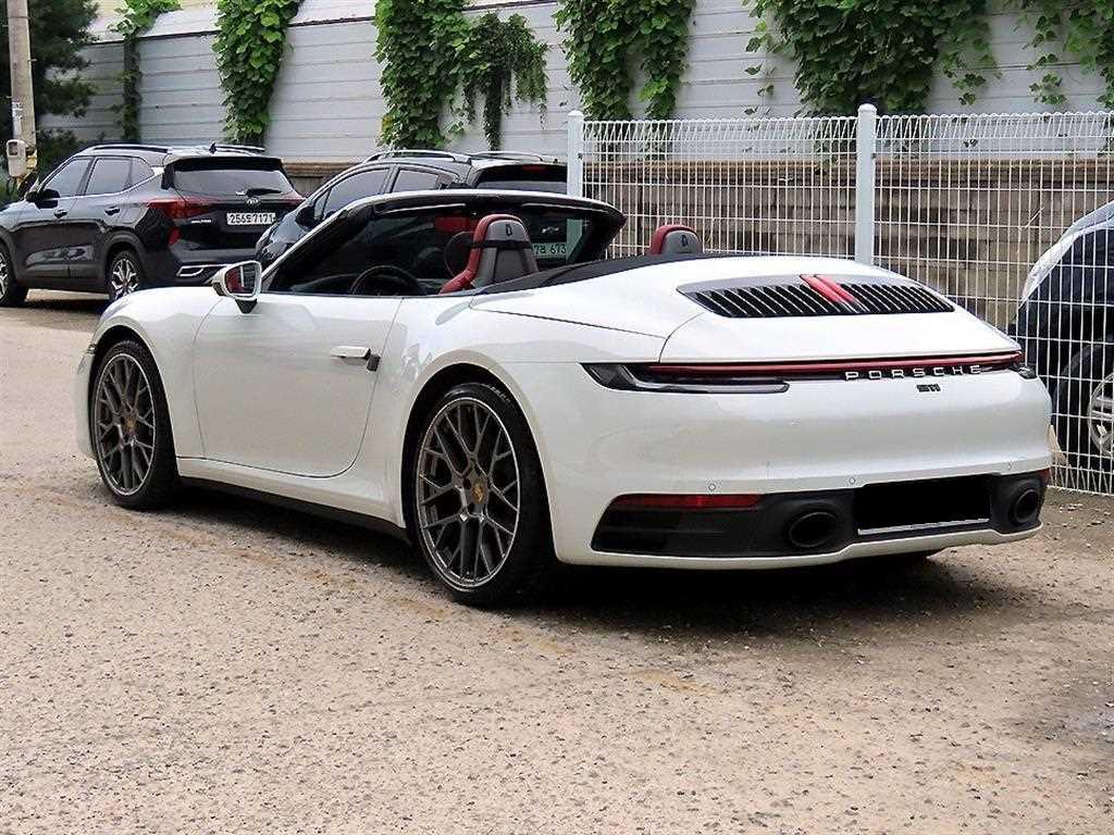 Porsche 911 — photo 07