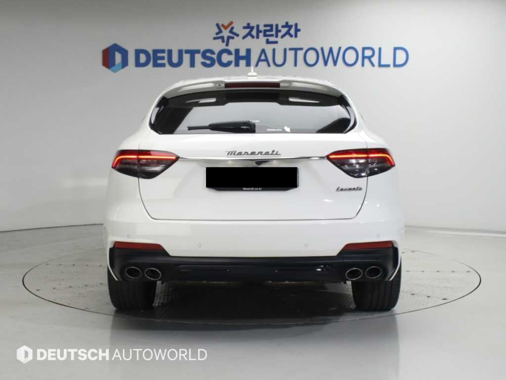 Maserati Levante — photo 04