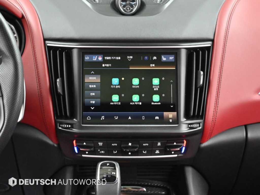 Maserati Levante — photo 14