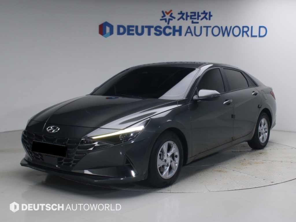 Hyundai Avante — photo 03