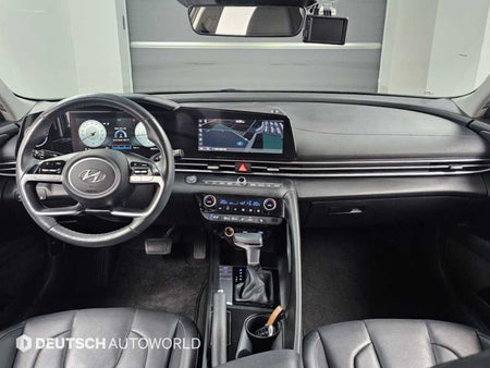 Hyundai Avante — photo 08
