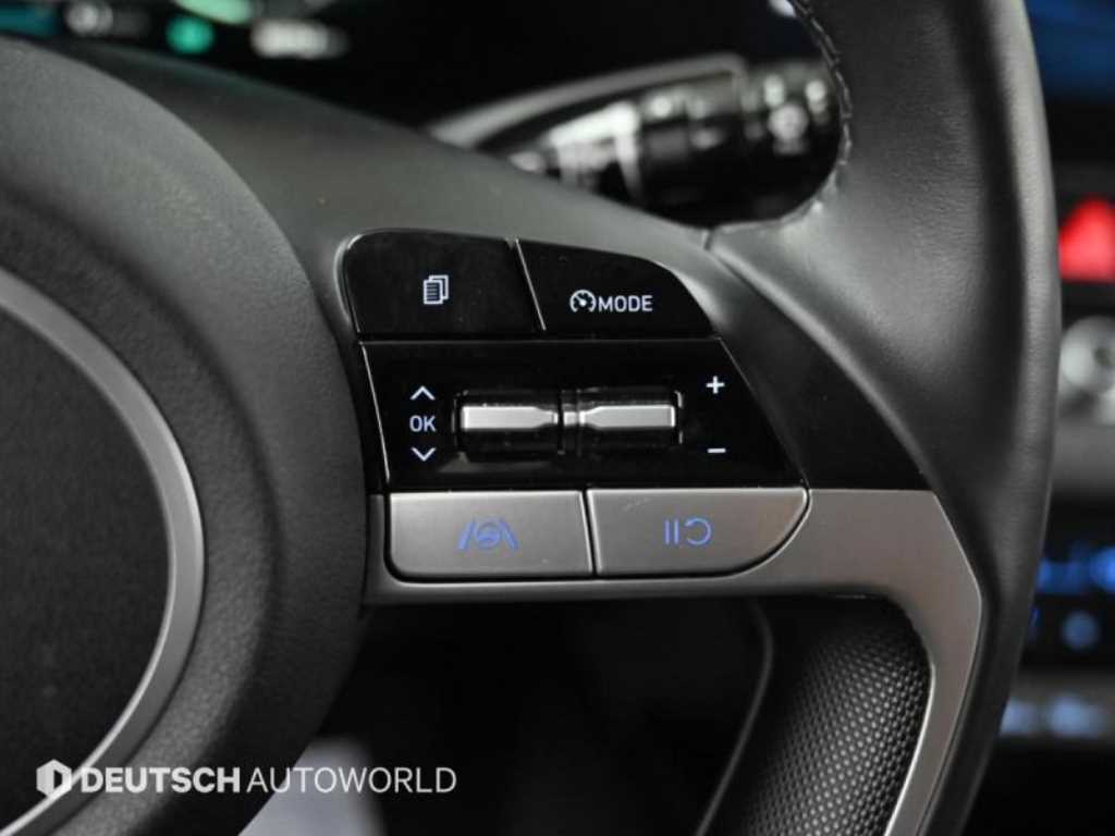 Hyundai Avante — photo 13