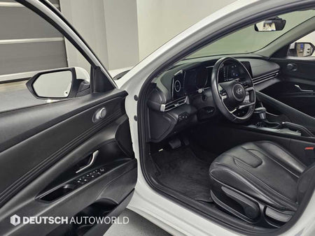 Hyundai Avante — photo 15