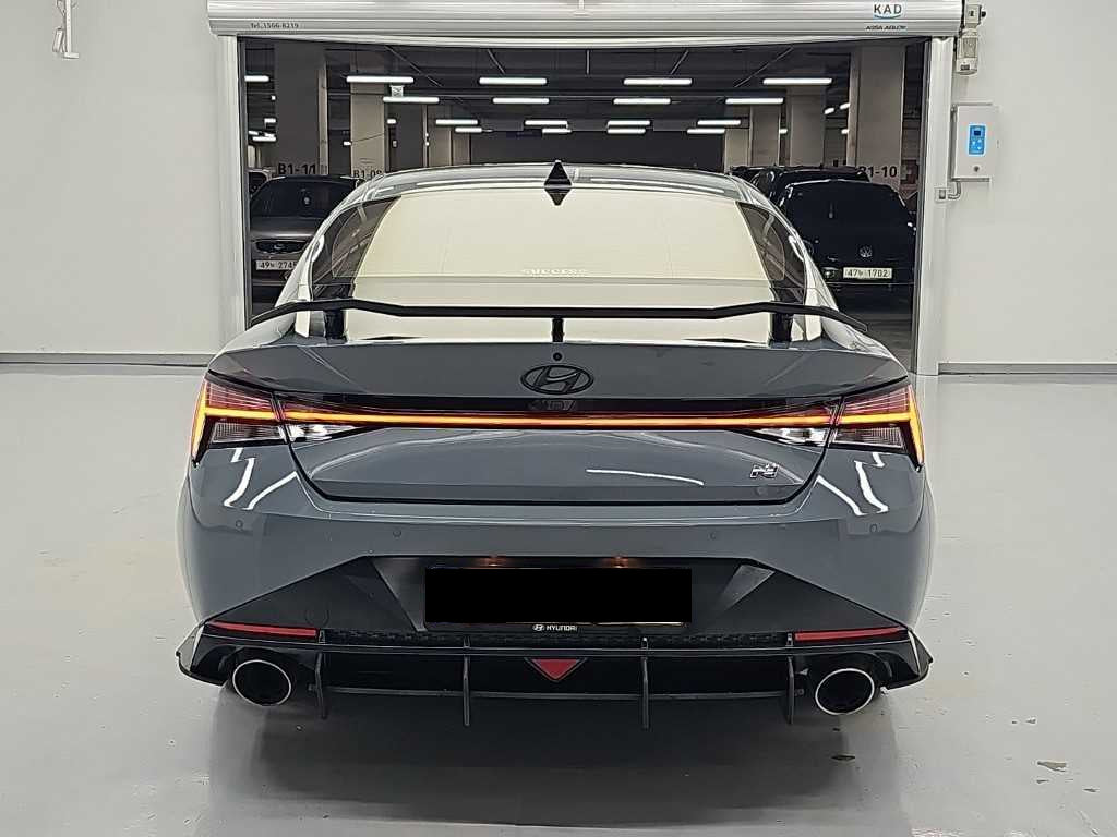 Hyundai Avante — photo 03
