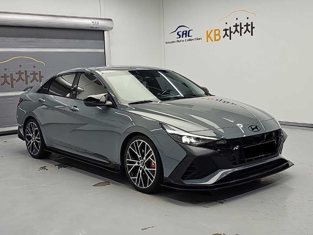 Hyundai Avante — photo 04
