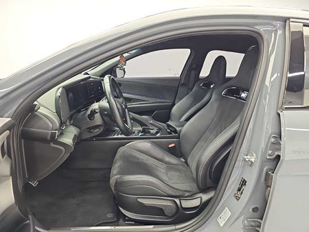 Hyundai Avante — photo 11