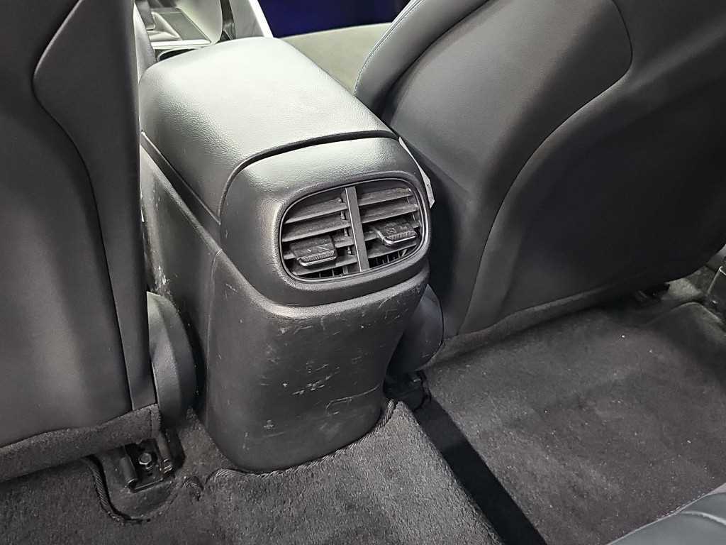 Hyundai Avante — photo 13