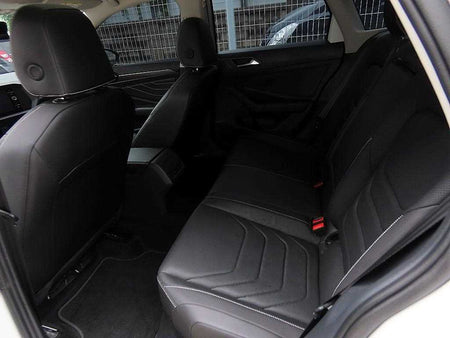 Volkswagen Jetta — photo 06