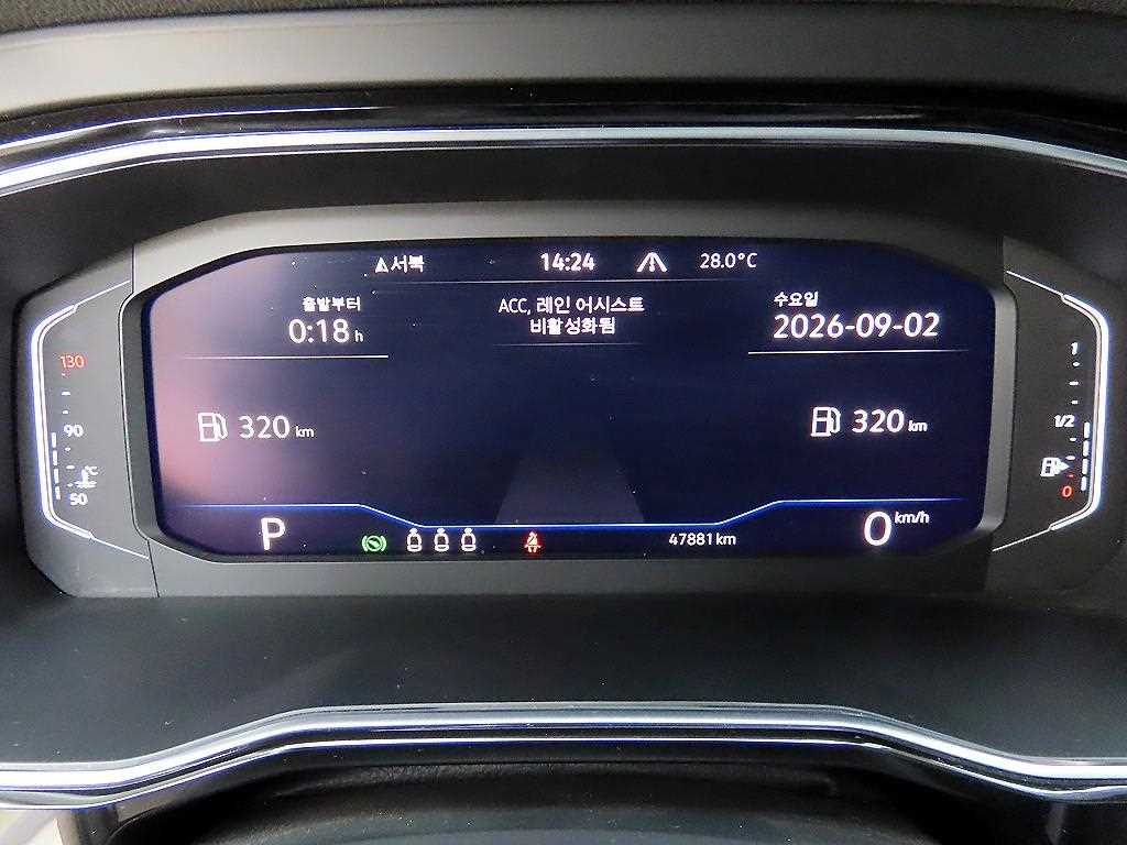 Volkswagen Jetta — photo 09