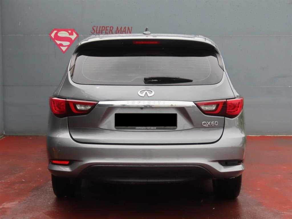 Infiniti QX60 — photo 04