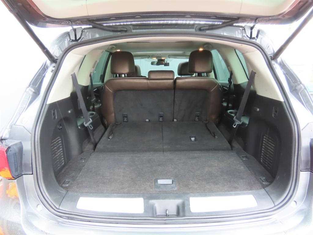 Infiniti QX60 — photo 05