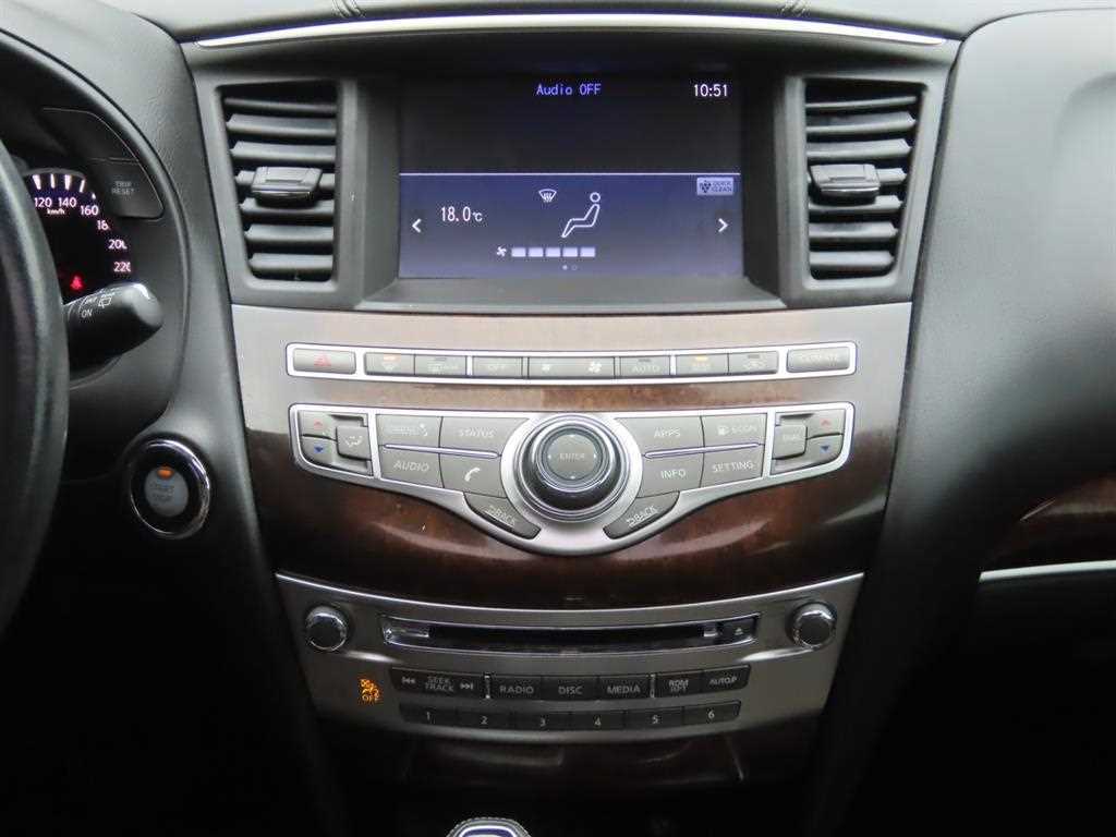 Infiniti QX60 — photo 12