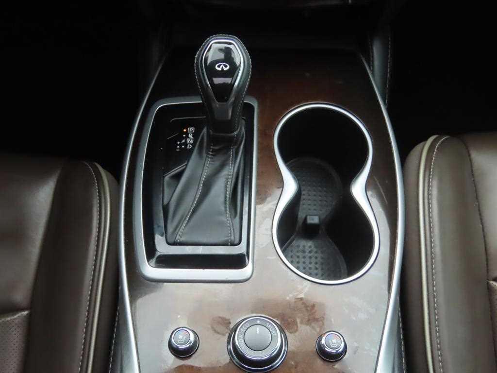 Infiniti QX60 — photo 13