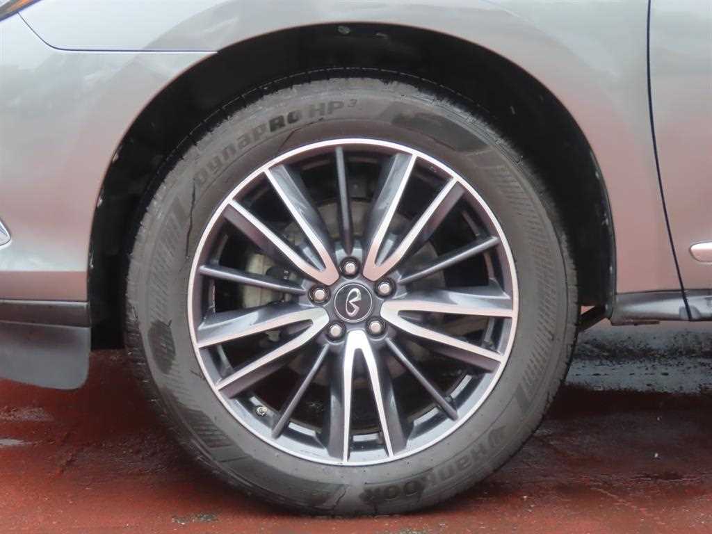 Infiniti QX60 — photo 20