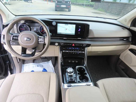 Kia Carnival — photo 09