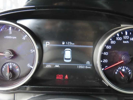 Kia Carnival — photo 12