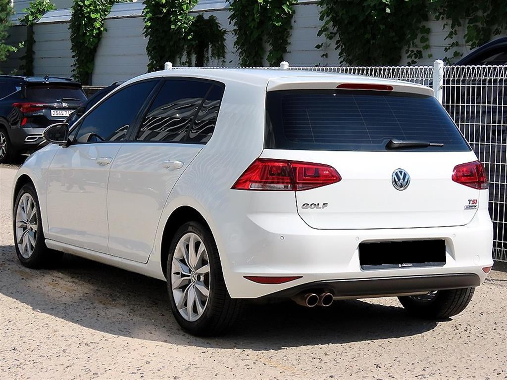 Volkswagen Golf — photo 03