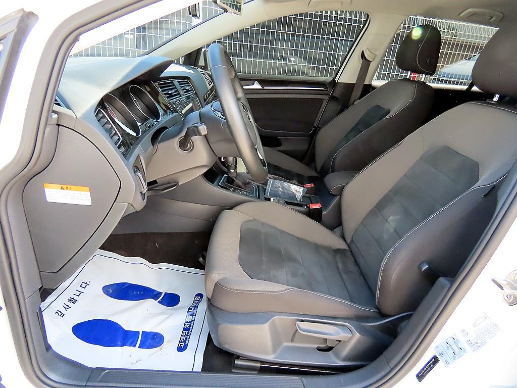 Volkswagen Golf — photo 05