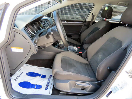 Volkswagen Golf — photo 05