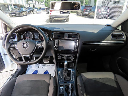 Volkswagen Golf — photo 07