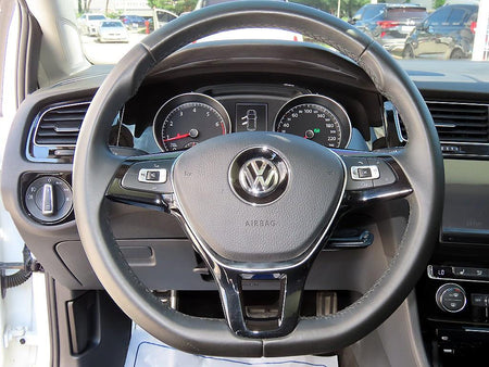 Volkswagen Golf — photo 08
