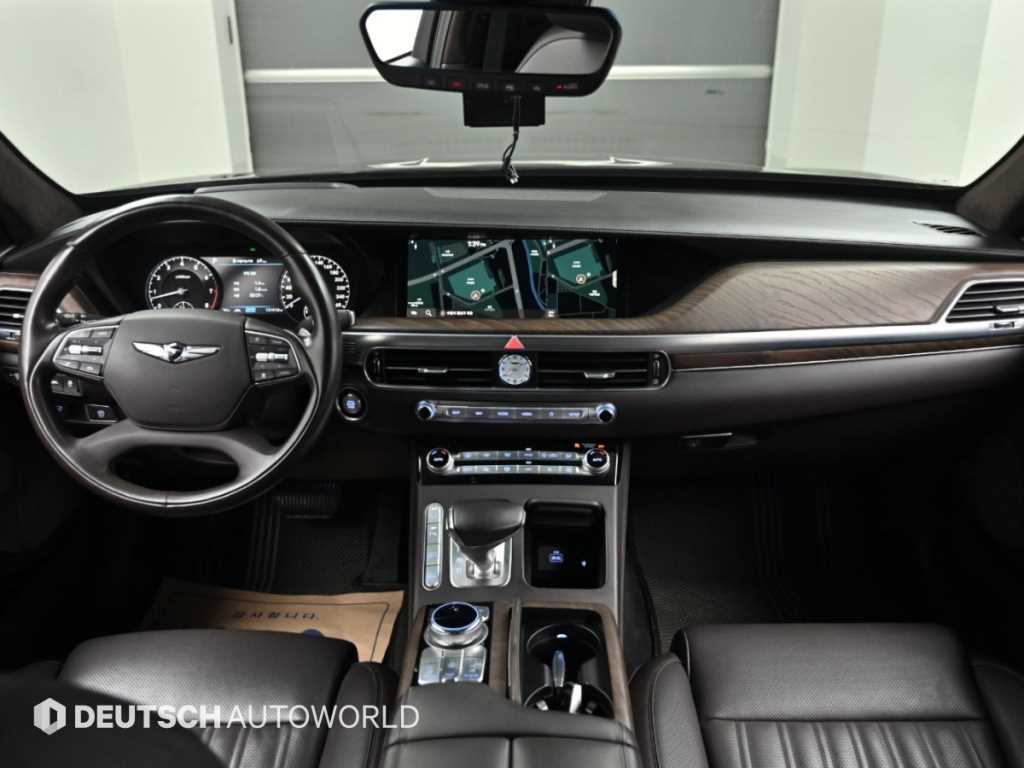 Genesis G90 — photo 07