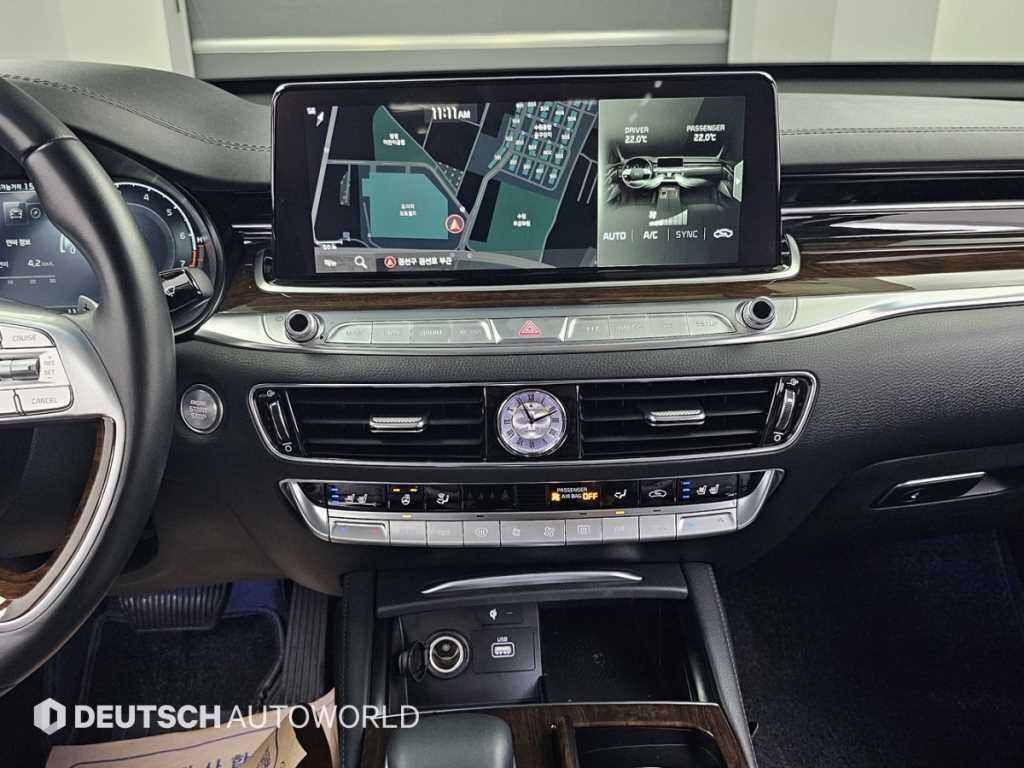 Kia K9 — photo 14