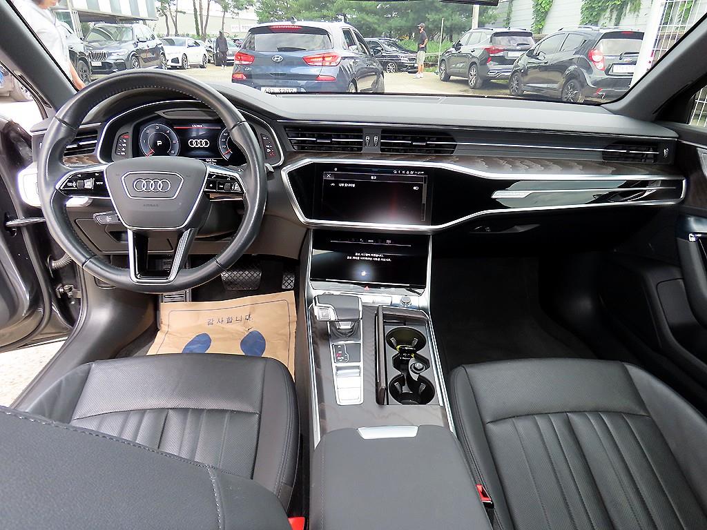 Audi A6 — photo 07