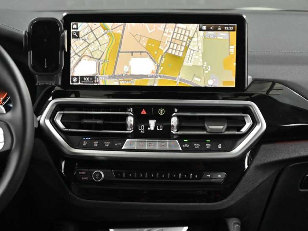 BMW X4 — photo 14