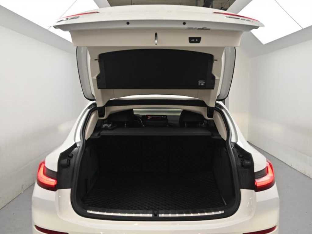 BMW X4 — photo 19