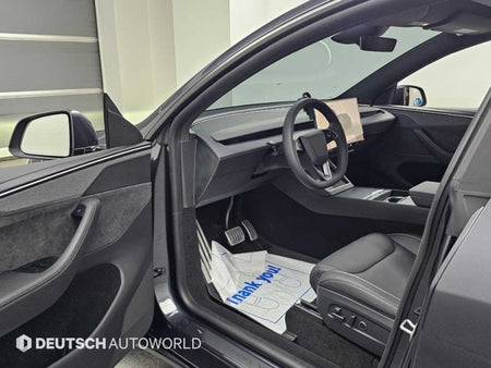 Tesla Model Y — photo 11