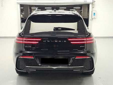 Genesis GV70 — photo 03