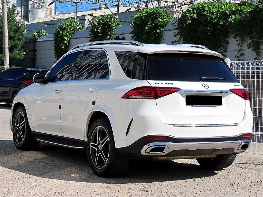 Mercedes-Benz GLE-Class — photo 03