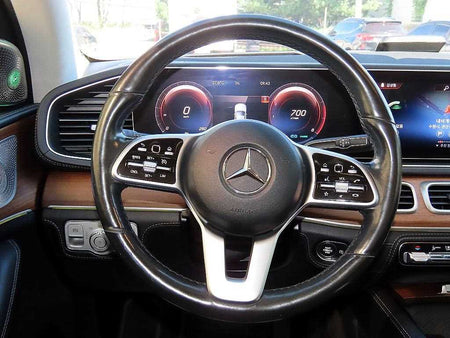 Mercedes-Benz GLE-Class — photo 08