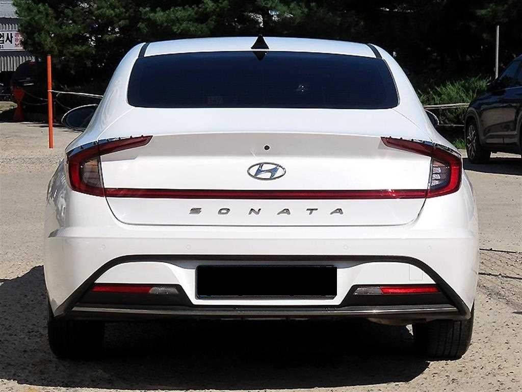 Hyundai Sonata — photo 04