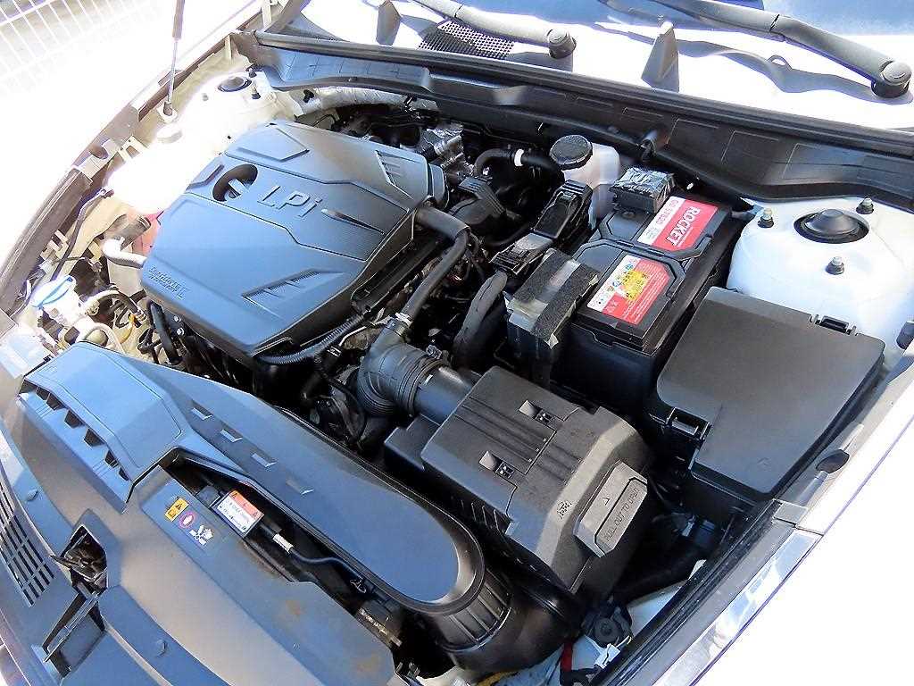 Hyundai Sonata — photo 19
