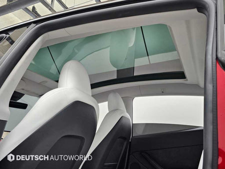 Tesla Model Y — photo 18