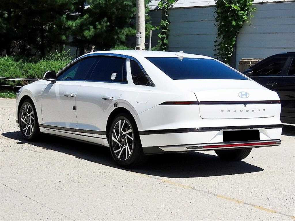Hyundai Grandeur — photo 03