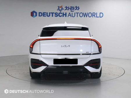 Kia EV6 — photo 04