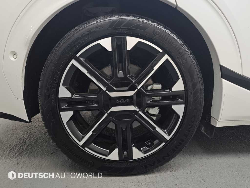 Kia EV6 — photo 05
