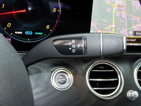 Mercedes-Benz E-Class — photo 11