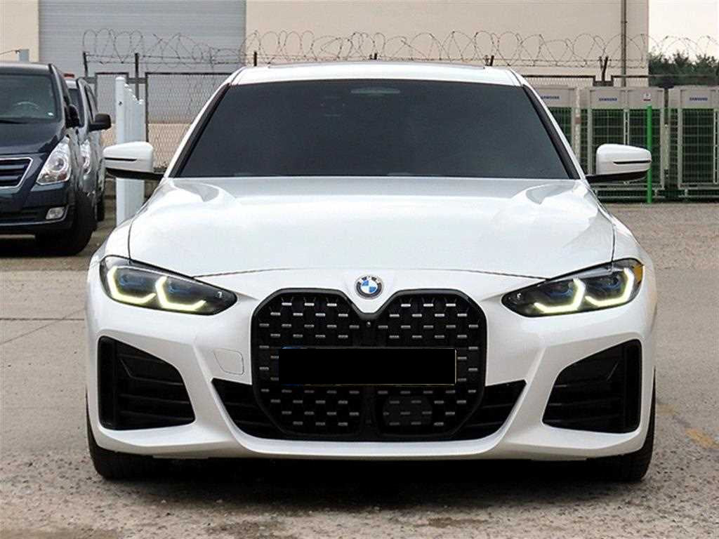 BMW 4-Series — photo 01