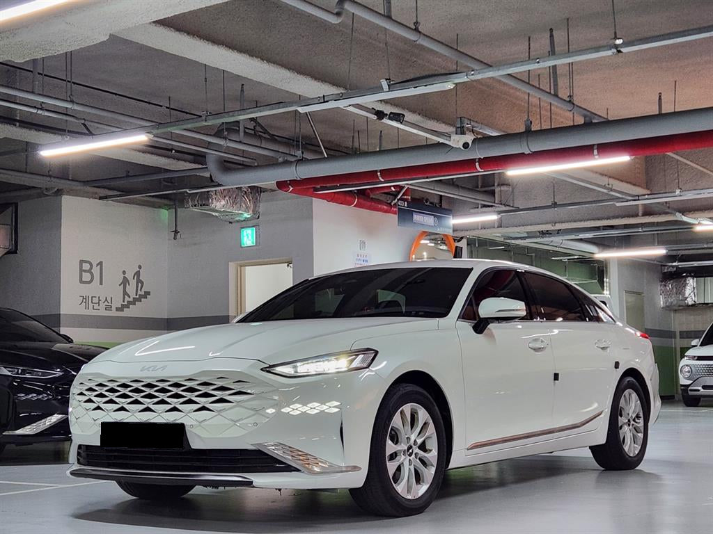 Kia K8 — photo 01