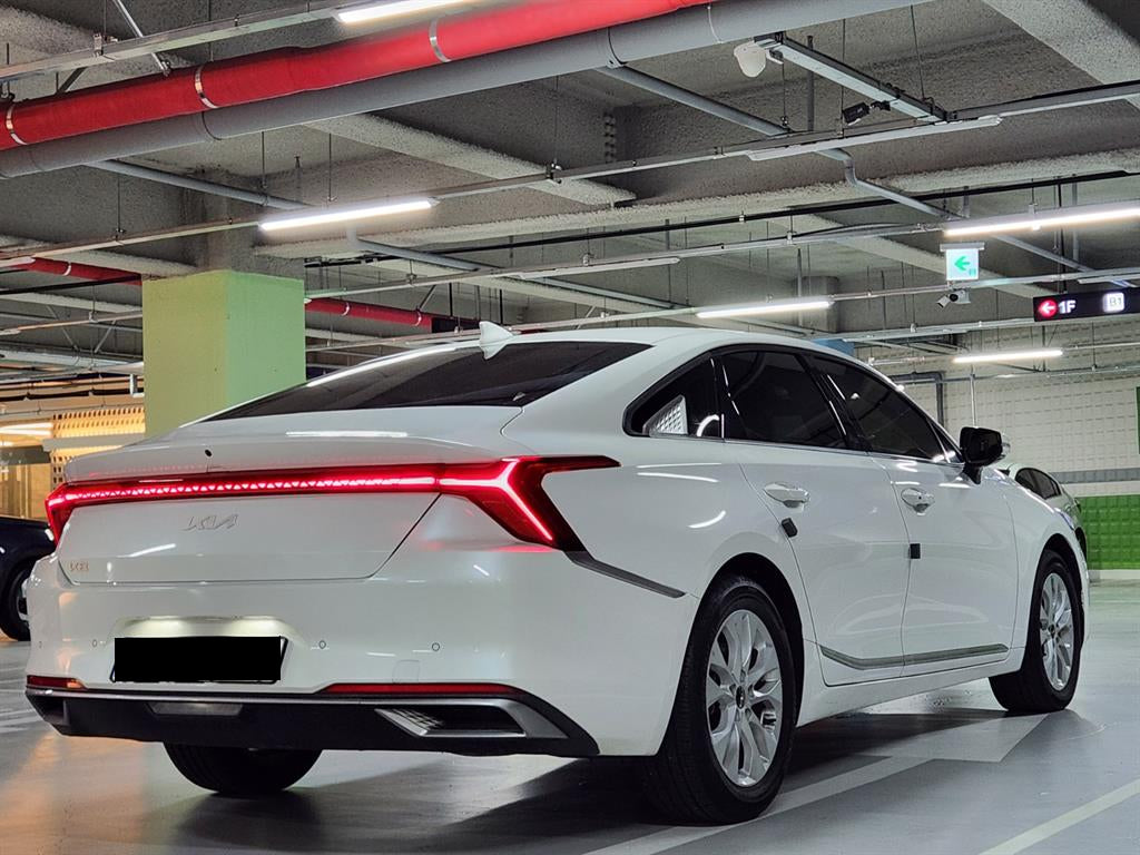 Kia K8 — photo 04
