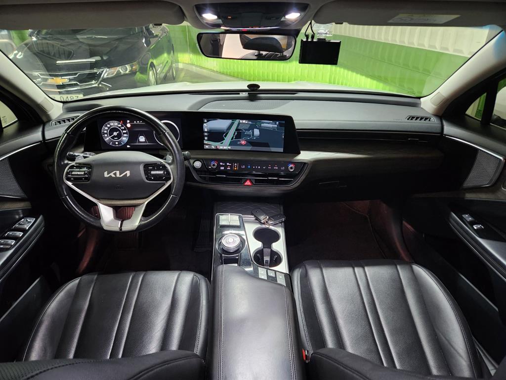 Kia K8 — photo 08