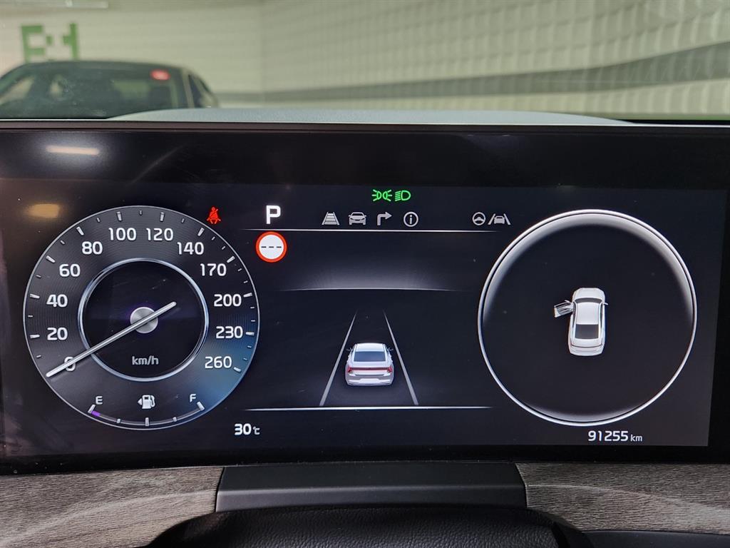 Kia K8 — photo 09