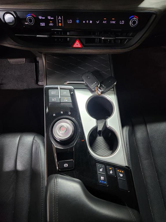 Kia K8 — photo 14