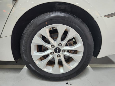 Kia K8 — photo 18